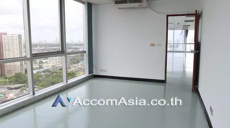  1  Office Space For Rent in Sukhumvit ,Bangkok BTS Ekkamai at 42 Tower AA16504
